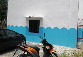 Bluewaves Apartment has Balcony rooms