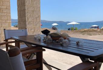 Evi s House allows 18 year olds to book a room