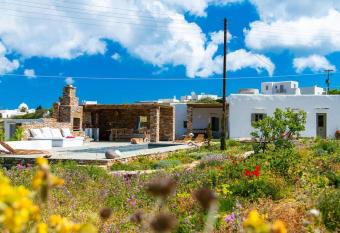 Sifnos Themonies has Balcony rooms