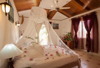 Etoile Labrine Guest House has Balcony rooms