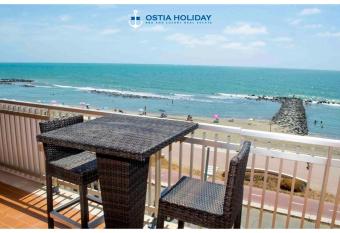 Ostia Holiday Sunset has Balcony rooms
