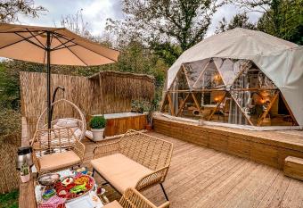 Serenity Dome Sapanca allows 18 year olds to book a room
