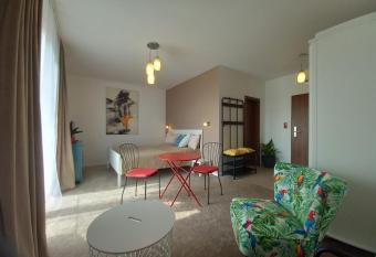 ApartLiv has Balcony rooms