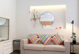 Sweet Domus & Terrace Citycenter has Balcony rooms