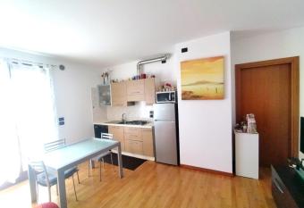 Appartamento Libeccio allows 18 year olds to book a room