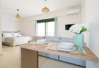 Orfhl Studio has Balcony rooms