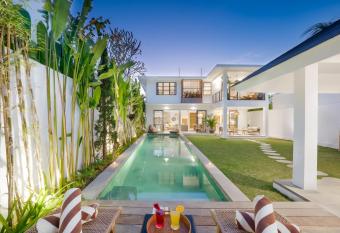 Villa ElyOs Canggu by Nagisa Bali has Balcony rooms