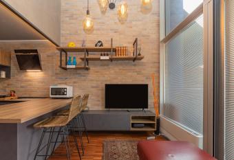 I Host Apartment Flat - Adriano 51 has Balcony rooms