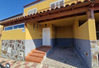 Casa El Rio has Balcony rooms