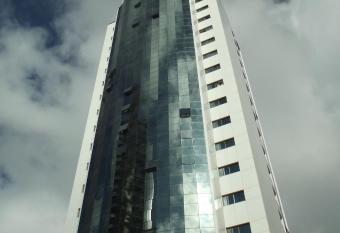 Flat BV Apart Hotel allows 18 year olds to book a room