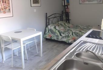 Le nid du parc has Balcony rooms