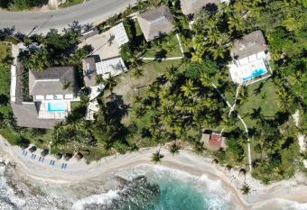 Casa del Mar Lodge Barahona has Balcony rooms