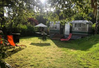 Zirkuswagen Wildlife 1957 Zimmer 1 has Balcony rooms