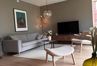 Ny og flott leilighet i Trondheim has Balcony rooms