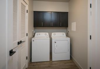 Sage Creek at Moab Luxury Combo D has rooms with a private hot tub