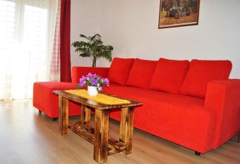 Apartment Nataly has Balcony rooms