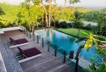 Villa Zulu 3 BR in Ungasan allows 18 year olds to book a room