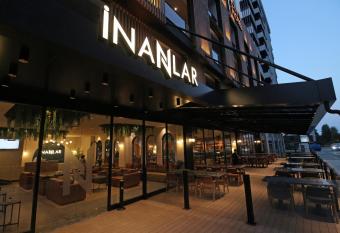   nanlar City Hotel has Balcony rooms