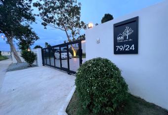 168 Garden Pool Villa has Balcony rooms