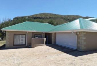 6 Sleeper Villa Clarens Golf Estate has Balcony rooms