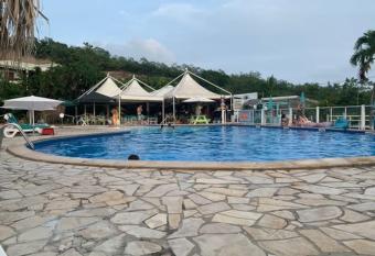 Studio R  sidence Calypso has Balcony rooms