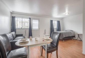A perfect Studio at Laval allows 18 year olds to book a room
