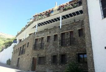 APARTAMENTOS SIETE LAGUNAS has Balcony rooms