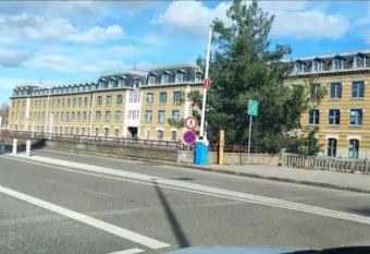 Central apartment has Balcony rooms