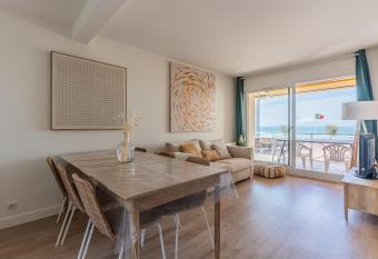 Chez Isis, vue Oc  an has Balcony rooms