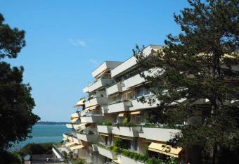 Studette Les 3 Oliviers has Balcony rooms