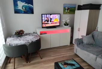 Studio neuf vue mer has Balcony rooms