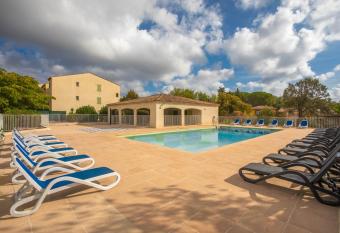Appartement Le Plan de La Tour has Balcony rooms
