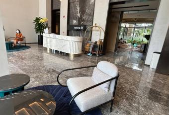 C  N H    CAO C   P VINHOMES Grand Park has Balcony rooms