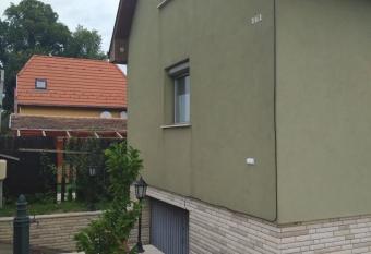 T  kert Apartman has Balcony rooms