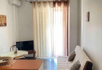 Beautiful Central Apartment      has Balcony rooms