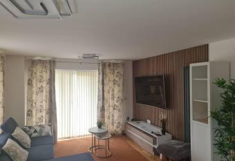 london most famous has Balcony rooms