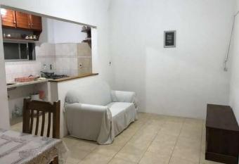 Apartamentos en la piedras para alquilar allows 18 year olds to book a room