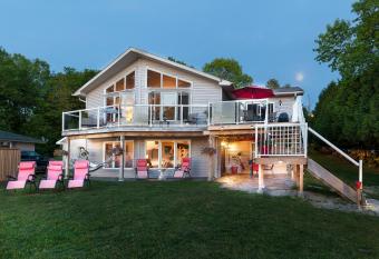N' This on the Bay -Lower Level Vacation Suite allows 18 year olds to book a room