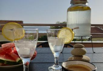 Family Apartment MINONO Crikvenica allows 18 year olds to book a room