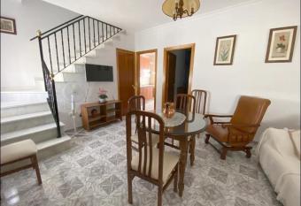 Casa    El Zumaque    en Zahara de la Sierra has Balcony rooms