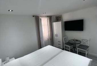 Volta Room allows 18 year olds to book a room