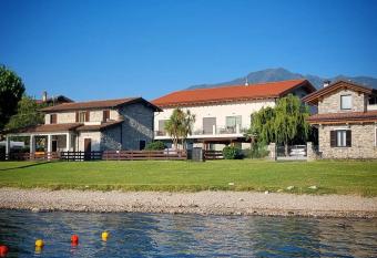 Resort le Vele Suites and Apartments has Balcony rooms