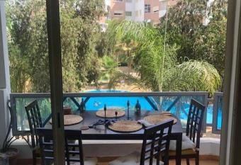 A  roport Mohamed V Casablanca, Nouaceur allows 18 year olds to book a room