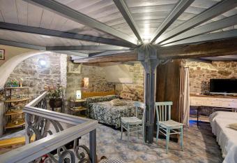 Appartamento del Canto has Balcony rooms