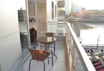 Olga Cossetini by deppt   has rooms with a private hot tub