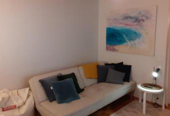 Ann s terraced house with sauna has Balcony rooms