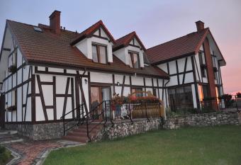 Apartamentypomorze has Balcony rooms