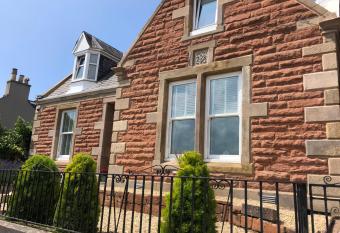 Hetherington House has Balcony rooms
