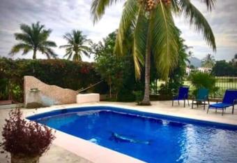 Villa Ruiz @ the 7th hole has Balcony rooms