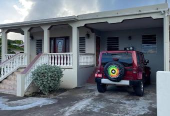 Mountain view Apartment allows 18 year olds to book a room